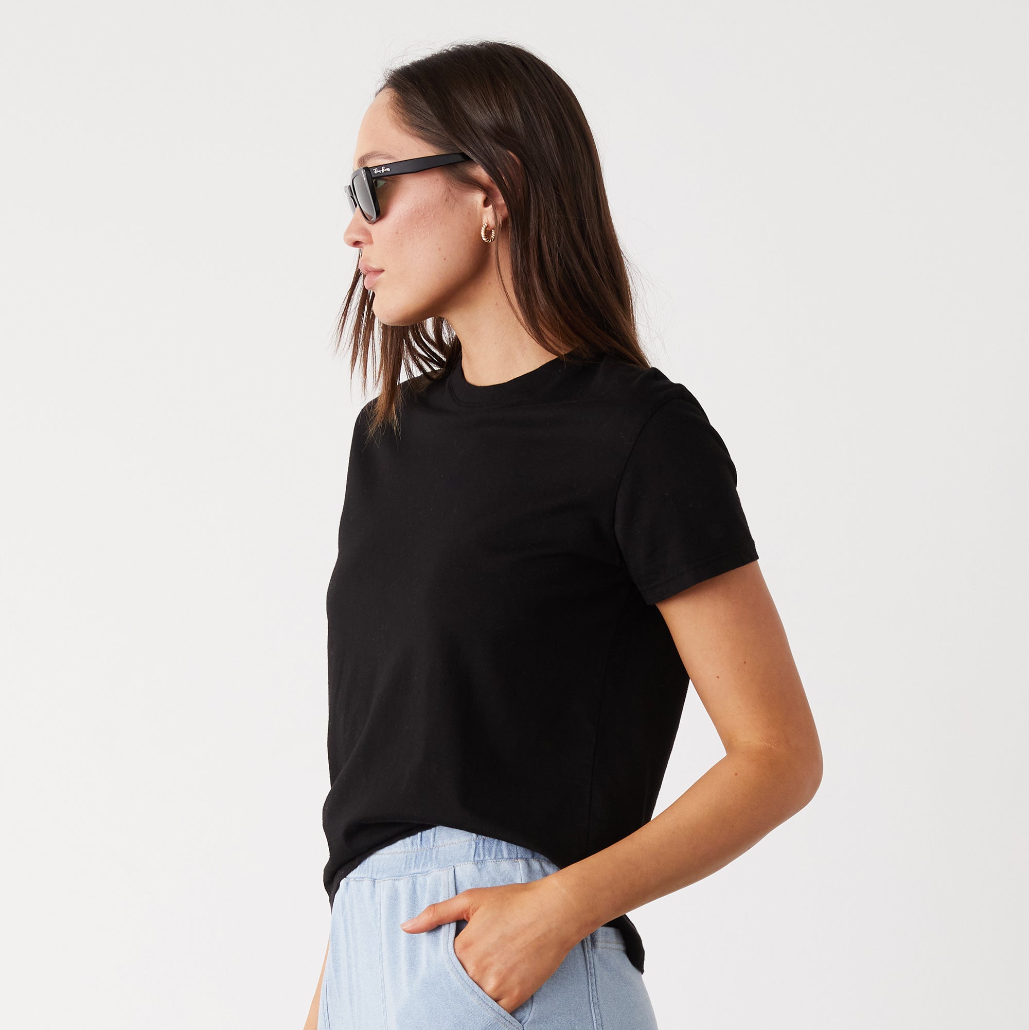 Basic Crew Neck Tee