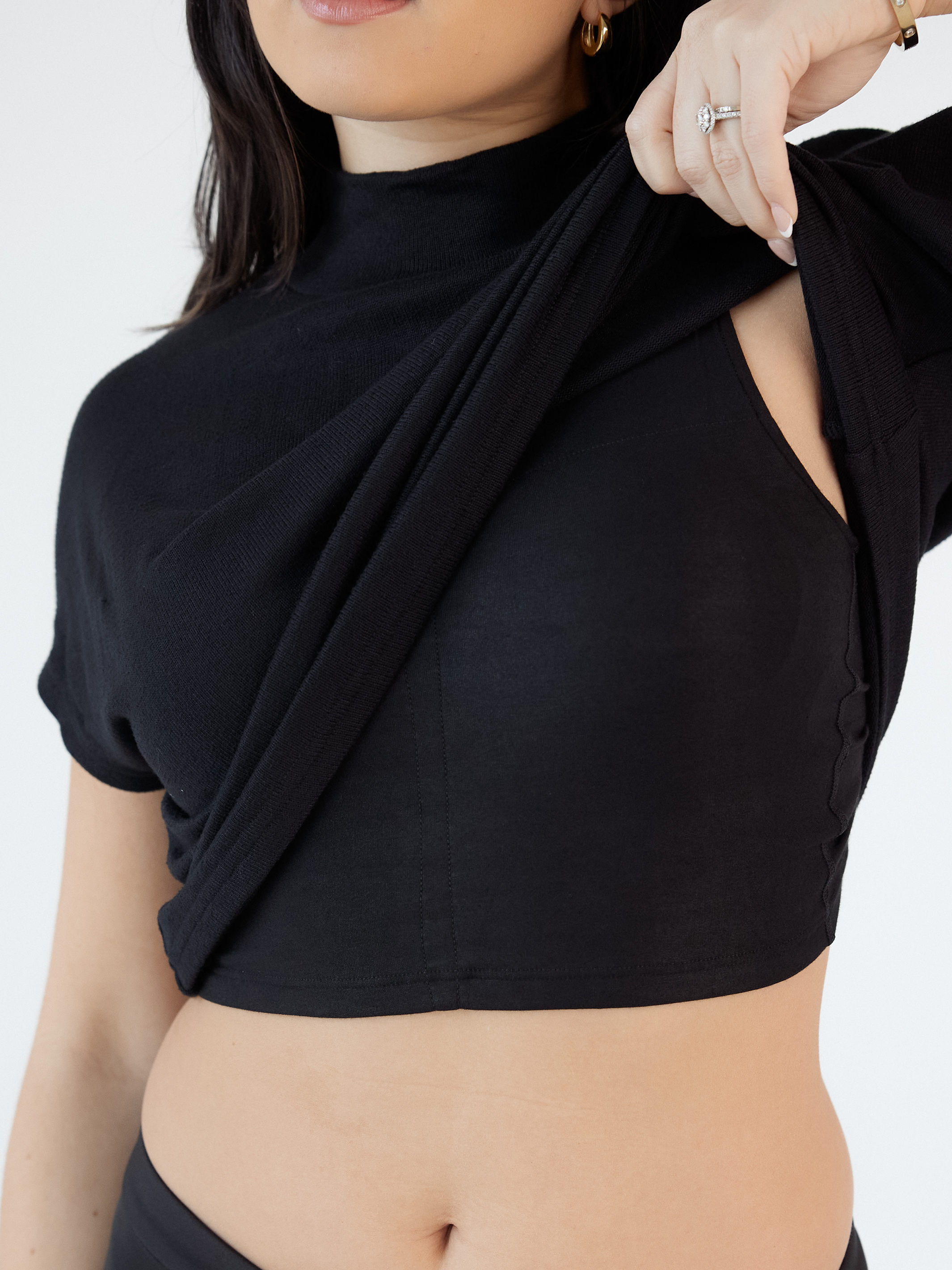 Boxy Mock Neck Brami