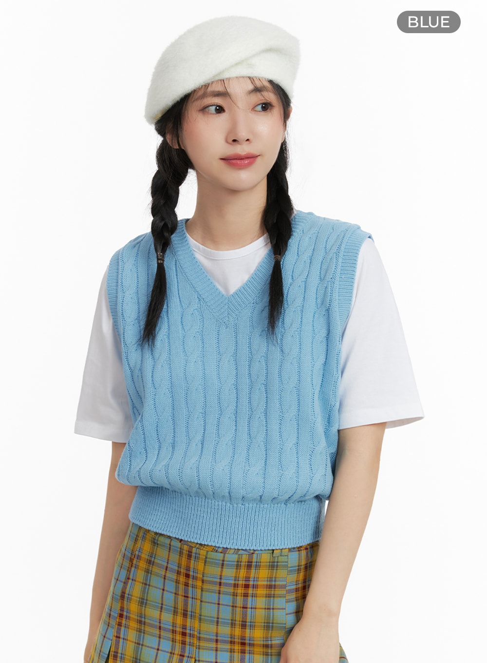 Cable Knit Sweater Vest OM408