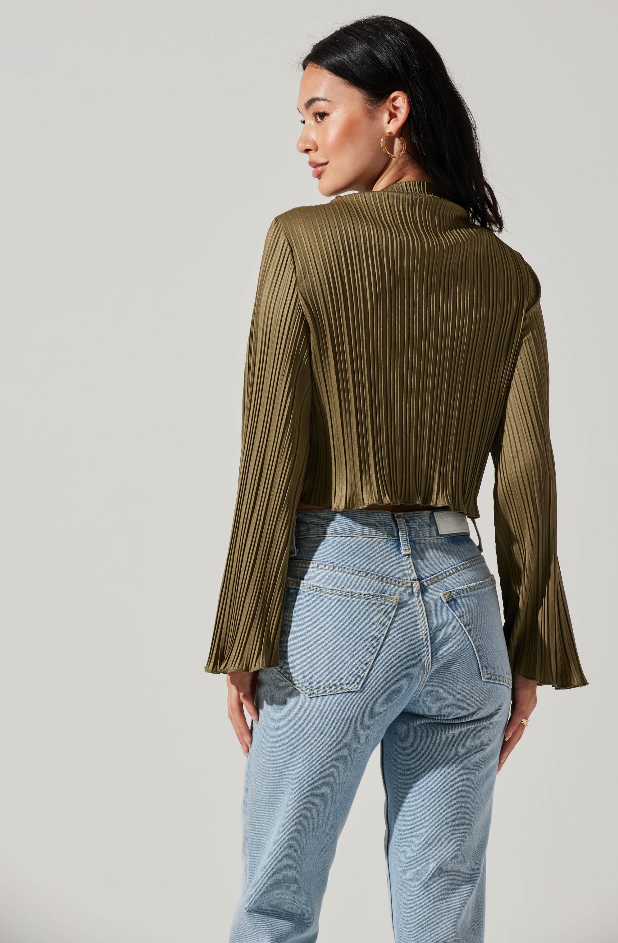 Cropped Plisse Mock Neck Top