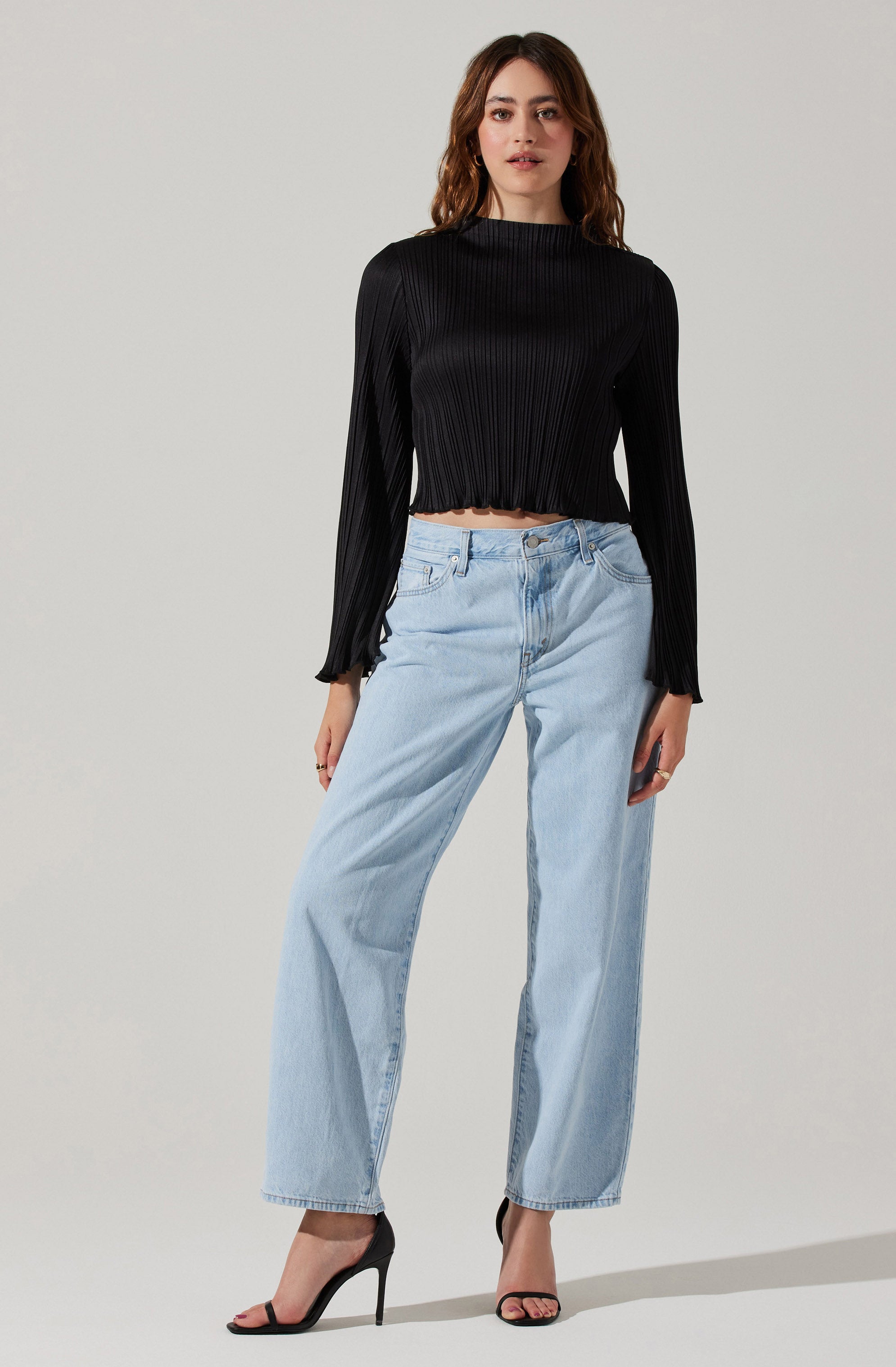 Cropped Plisse Mock Neck Top