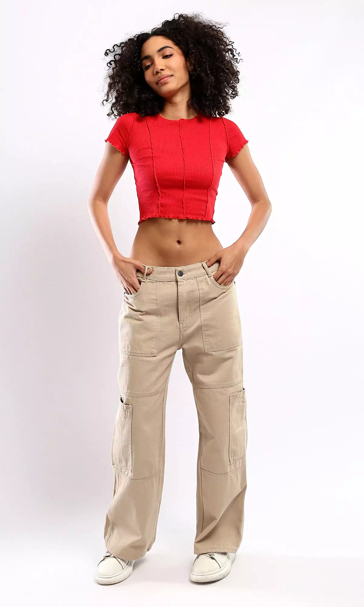 O182022 Red Ribbed Cropped Top With Round Neck