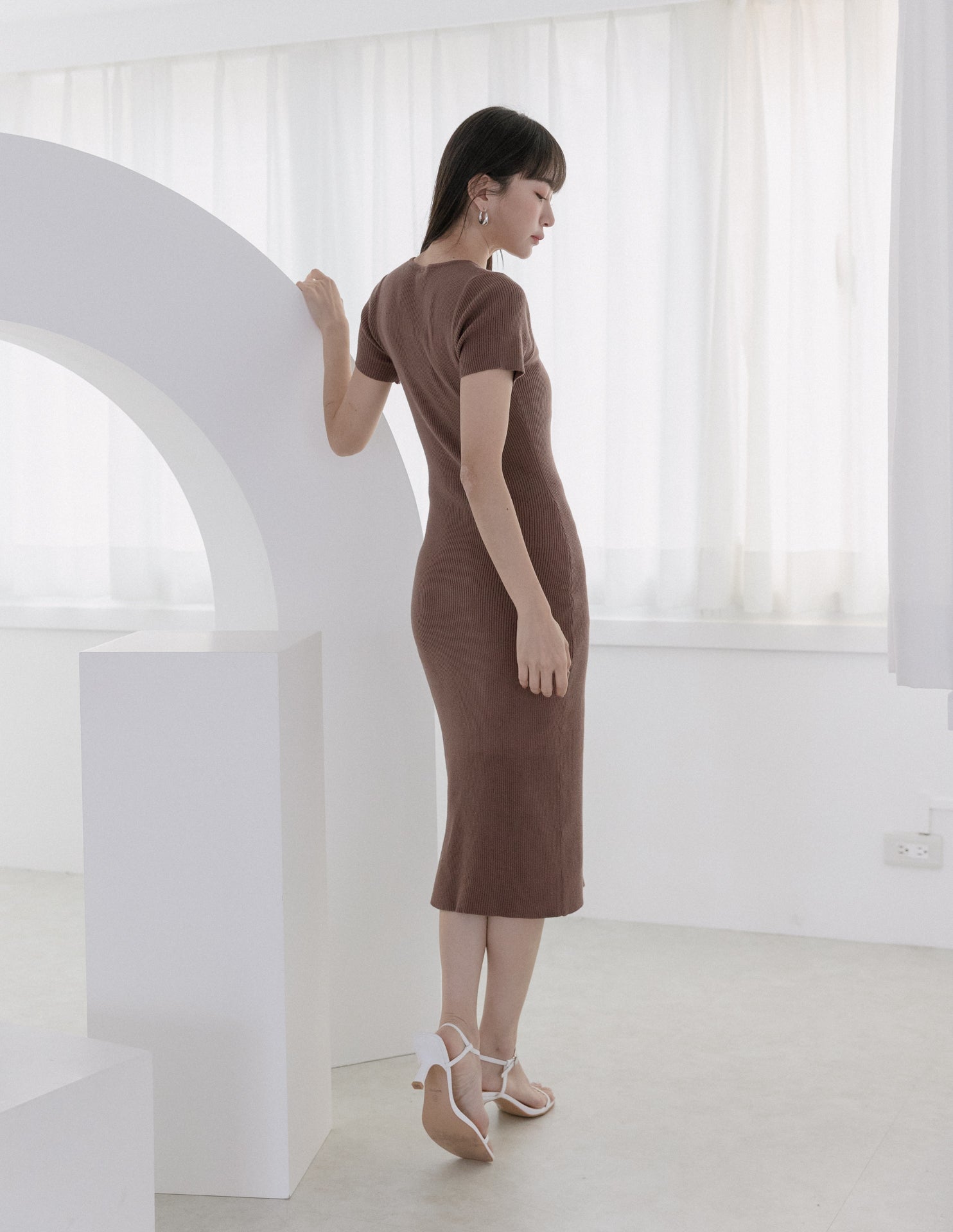 Phyllis Dress in Mocha